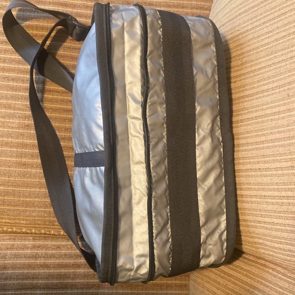 Le Sport Sac Deluxe Daily Crossbody Bag EUC - Picture 5 of 7